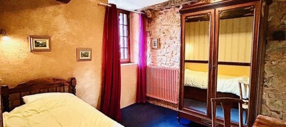 Casa de 8 habitaciónes en Combourtille, France No. 205382 19