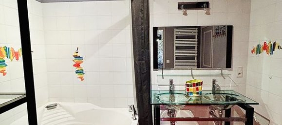 Casa de 8 habitaciónes en Combourtille, France No. 205382 16