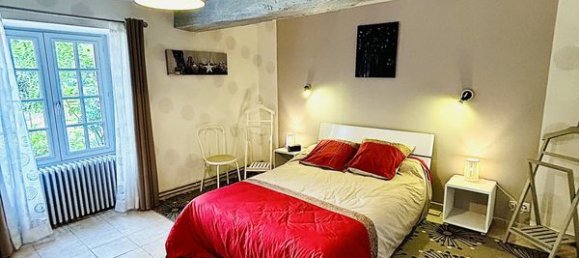 Casa de 8 habitaciónes en Combourtille, France No. 205382 8