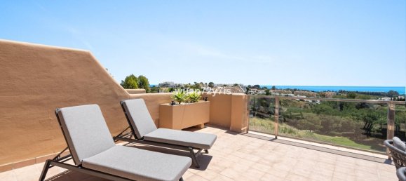2 chambres Penthouse à Estepona, Spain No. 171908 4