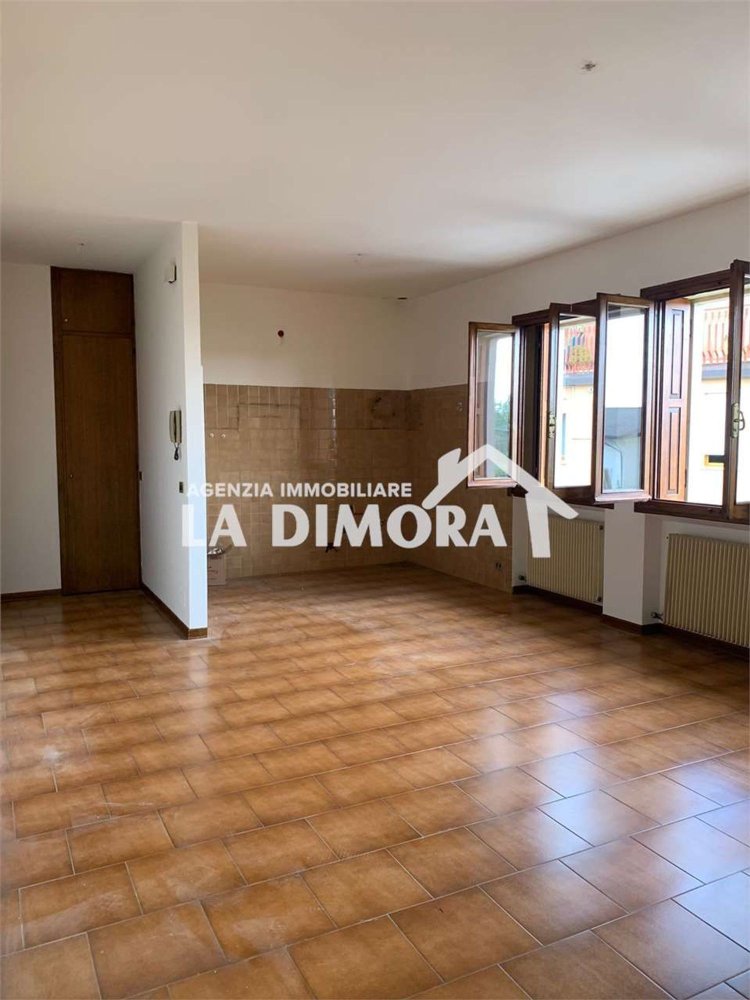 6 rooms Apartment in Farra di Soligo, Italy No. 192399