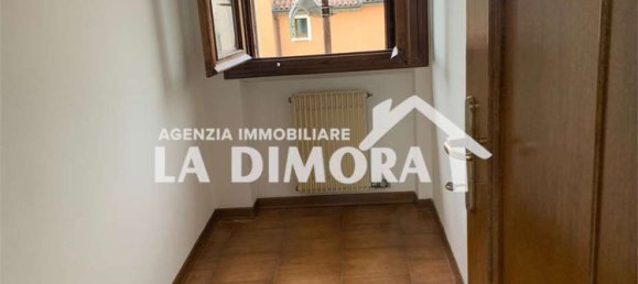 6 rooms Apartment in Farra di Soligo, Italy No. 192399 17
