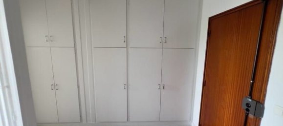 Studio in Chaville, France No. 332418 8