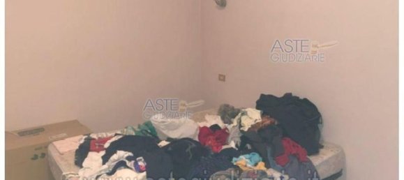 8 rooms Apartment in Catignano, Italy No. 299032 13