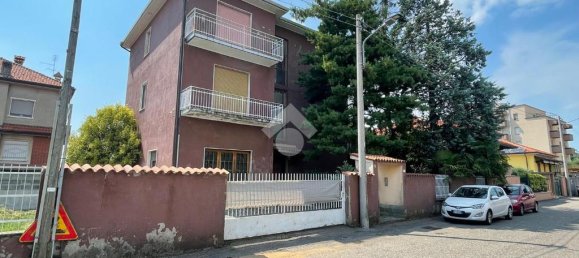 Apartamento de 2 dormitorios en Villa Cortese, Italy No. 356611 2