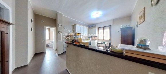 Квартира с 3 комнатами в Куилиано, Италия № 64066 14