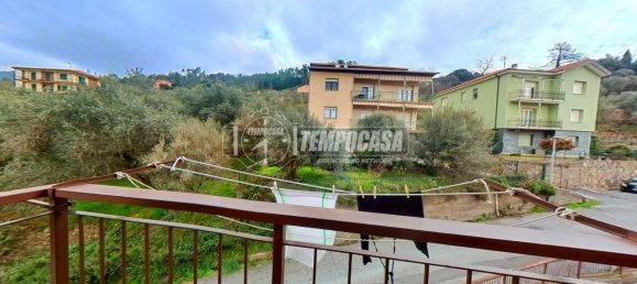 Квартира с 3 комнатами в Куилиано, Италия № 64066 2