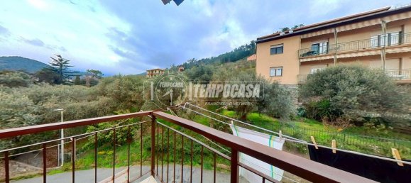 Квартира с 3 комнатами в Куилиано, Италия № 64066 15