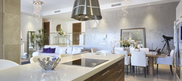 4 bedrooms Villa in Manilva, Spain No. 3271 9