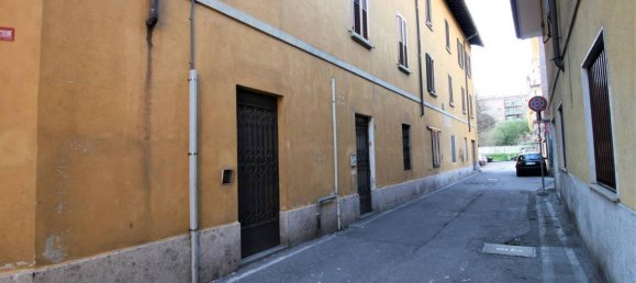 2 rooms Apartment in Cinisello Balsamo, Italy No. 37708 19