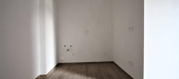 2 rooms Apartment in Cinisello Balsamo, Italy No. 37708 13