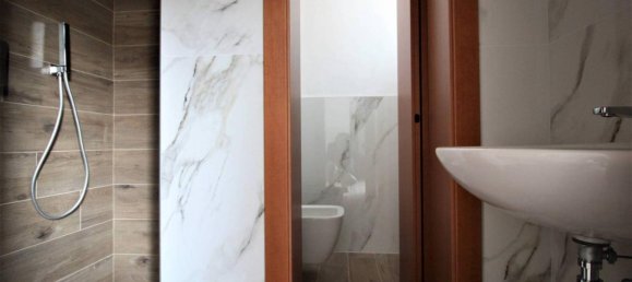 2 rooms Apartment in Cinisello Balsamo, Italy No. 37708 7