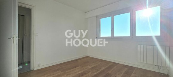 3 bedrooms Apartment in Cachan, France No. 201945 9