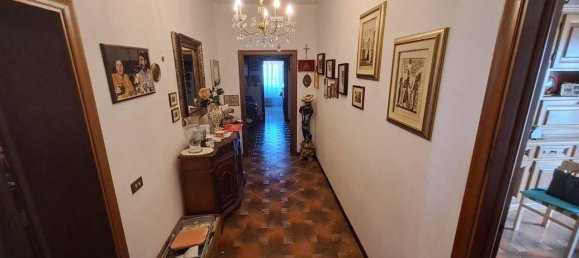 8 rooms Apartment in Scansano, Italy No. 17470 2