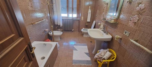 8 rooms Apartment in Scansano, Italy No. 17470 35