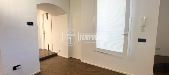 3 bedrooms Apartment in Naples, Italy No. 347476 24