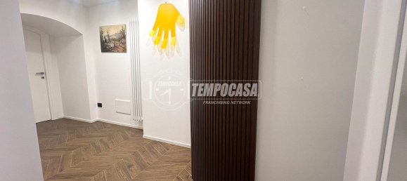 3 bedrooms Apartment in Naples, Italy No. 347476 17