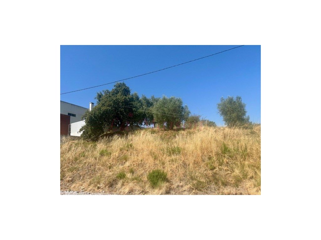 Terrain à Vila Franca de Xira, Portugal 903m² No. 231545
