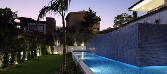 3 bedrooms Apartment in Limassol, Cyprus No. 12775 10