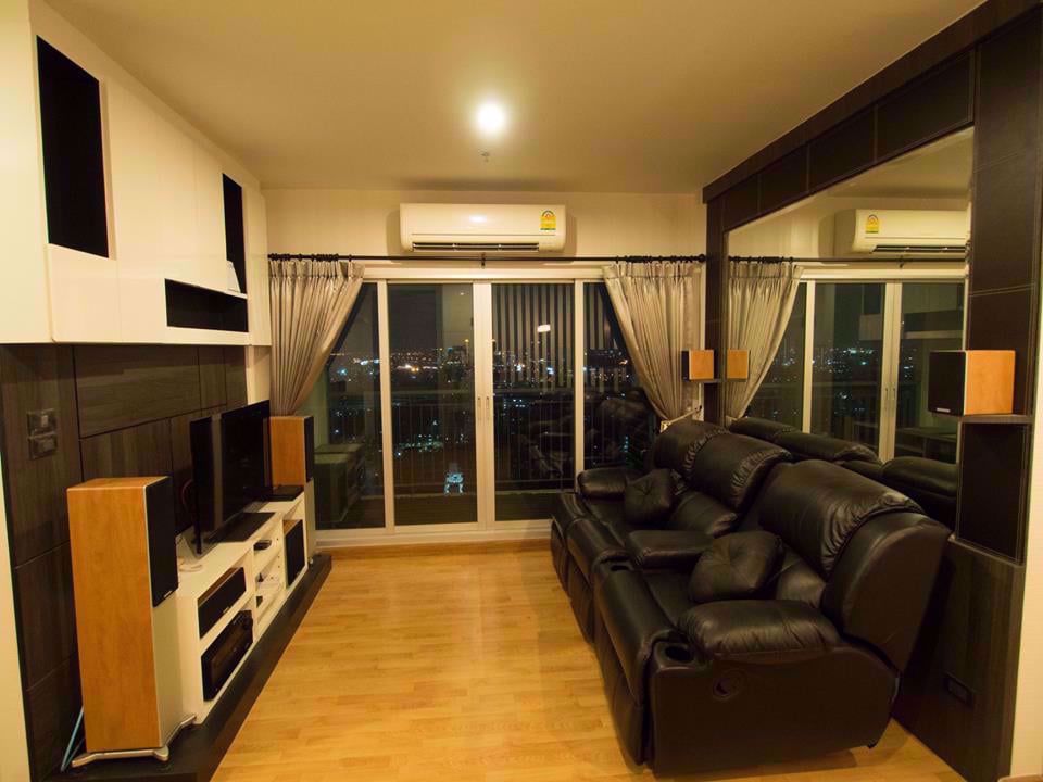 2 bedrooms Condo in Thonburi, Thailand No. 10020