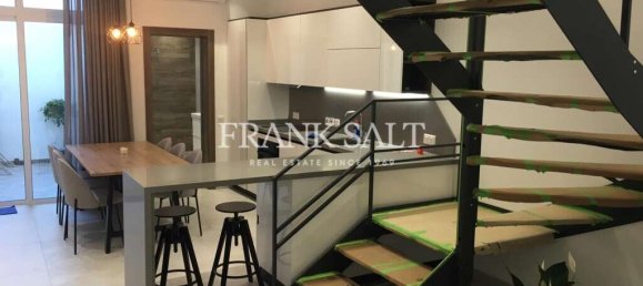 2 bedrooms House in Sliema, Malta No. 9354 5