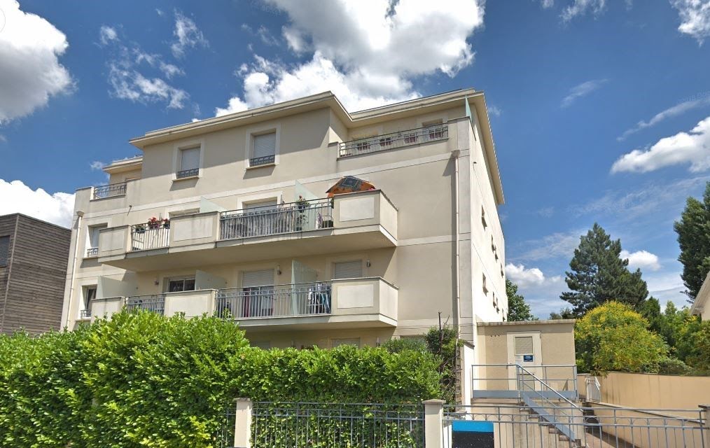Studio in Neuilly-Plaisance, France No. 134911