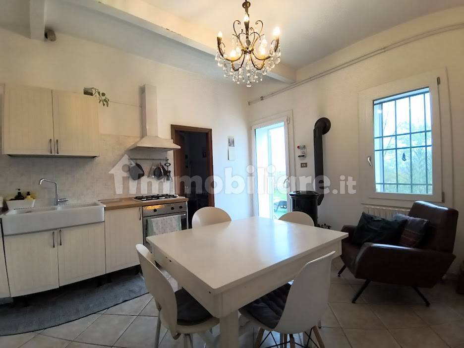 4 Schlafzimmer Haus in Ferrara, Italy, Nr. 167629