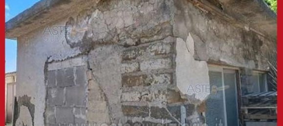 5 chambres Appartement à Aprilia, Italy No. 330952 3