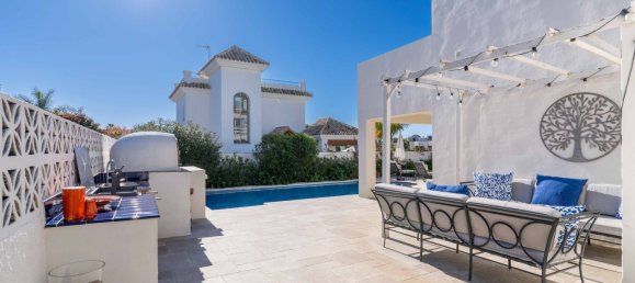 4 bedrooms Villa in Marbella, Spain No. 146570 18