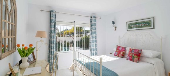 4 bedrooms Villa in Marbella, Spain No. 146570 5