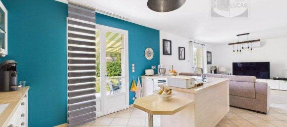 Casa de 4 dormitorios en Massy, France No. 128542 7