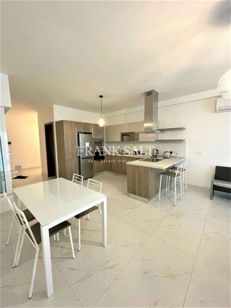 2 غرف نوم شقة في Sliema, Malta رقم 10133