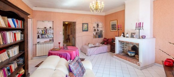 2 bedrooms Apartment in Marseille, France No. 287507 4