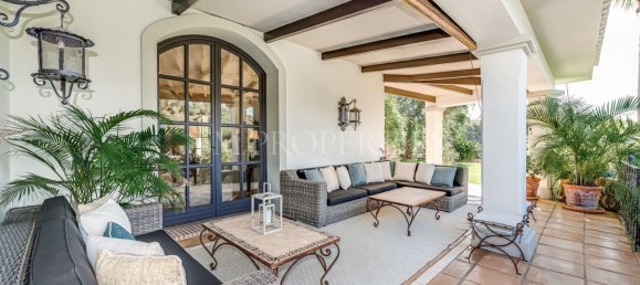 6 bedrooms Villa in Malaga, Spain No. 113627 5