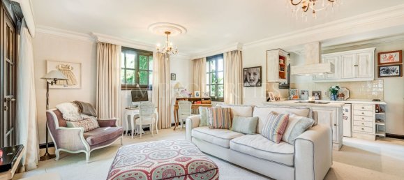 6 bedrooms Villa in Malaga, Spain No. 113627 17