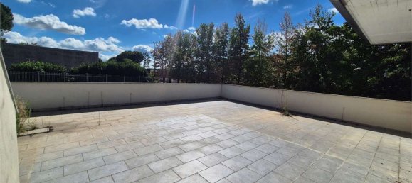 Дом с 6 спальнями в Кардано аль Кампо, Италия № 361245 28