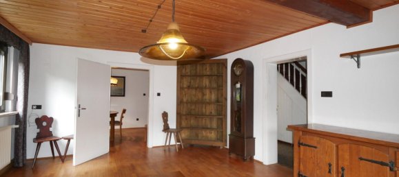 8 rooms House in Coburg, Germany No. 330955 5