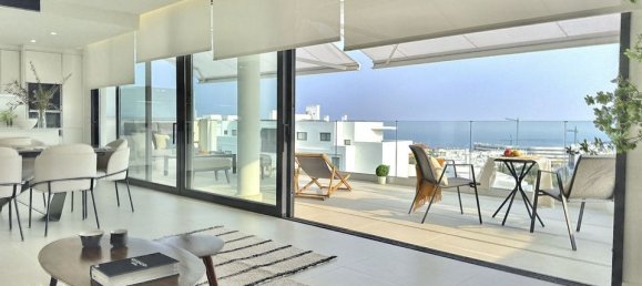 3 bedrooms Apartment in Fuengirola, Spain No. 179959 5