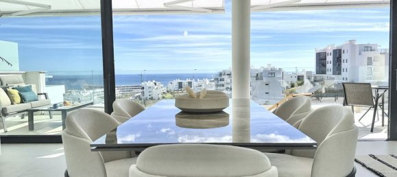 3 bedrooms Apartment in Fuengirola, Spain No. 179959 4