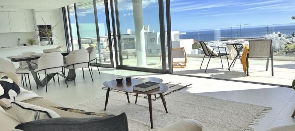 3 bedrooms Apartment in Fuengirola, Spain No. 179959 2