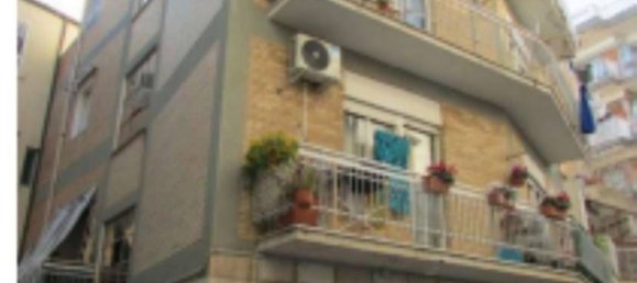 90m² Commercial property in Formia, Italy No. 376960 3