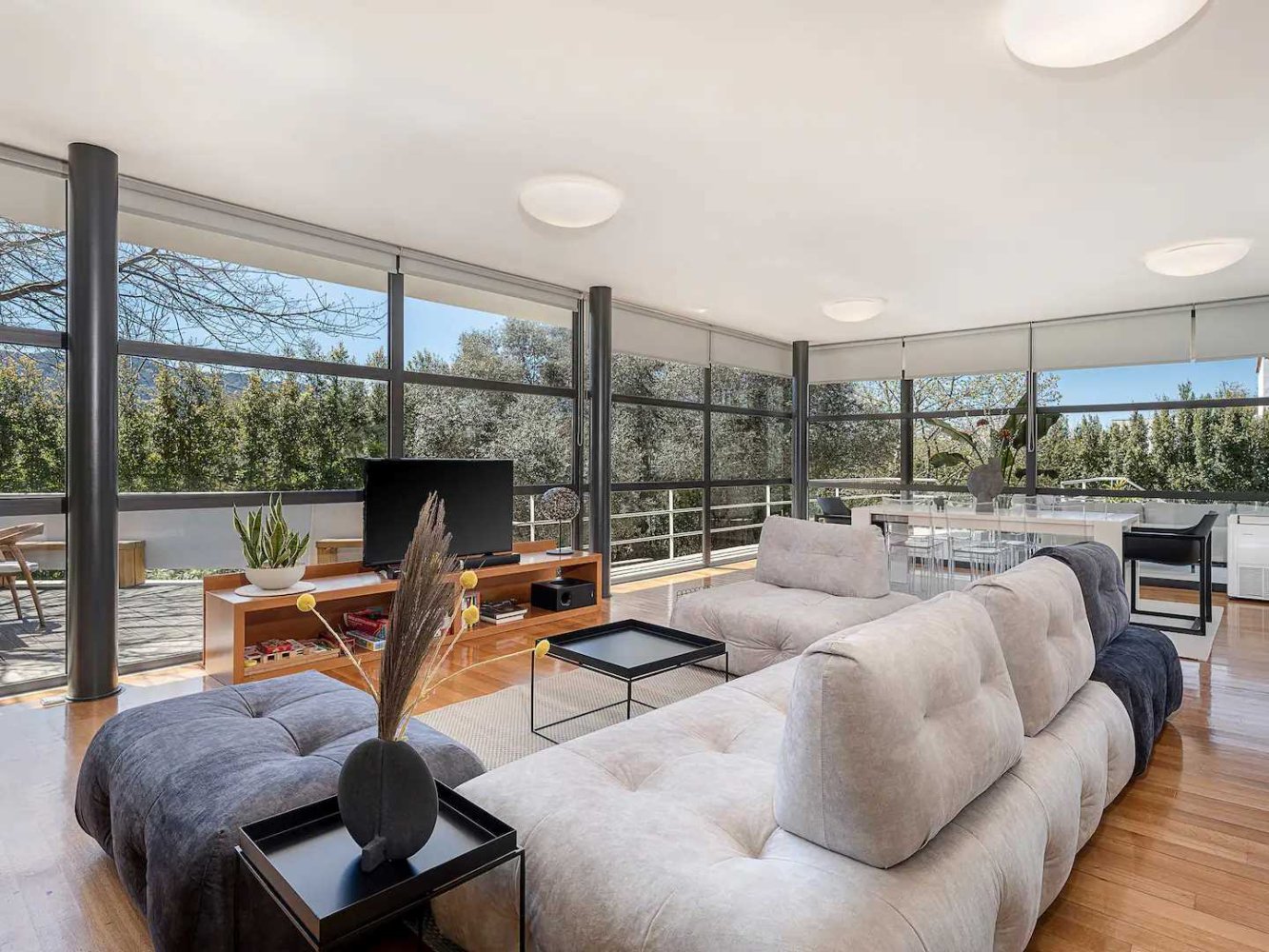 5 bedrooms Villa in Chania, Greece No. 8396