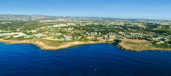 4-salle Villa à Paphos, Cyprus No. 95371 7