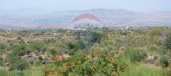 3 bedrooms House in Adrano, Italy No. 356397 26