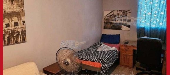 5 bedrooms Apartment in Rome, Italy No. 330827 16