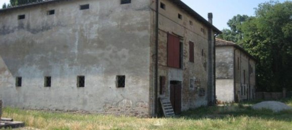 6 rooms House in Modena, Italy No. 234027 3