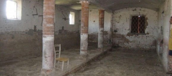 6 rooms House in Modena, Italy No. 234027 4