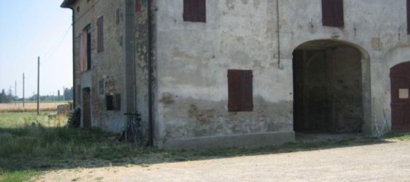 6 rooms House in Modena, Italy No. 234027 8