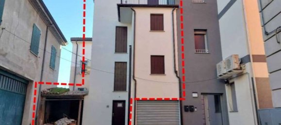 4 bedrooms House in San Felice sul Panaro, Italy No. 312534 2