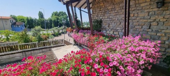 5 rooms House in Canneto sull'Oglio, Italy No. 70873 20